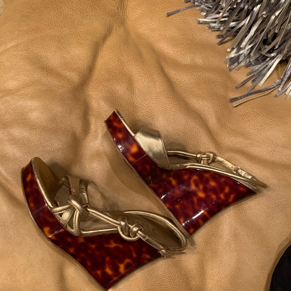 ❤️ Dior shoes - Picture 11 of 16